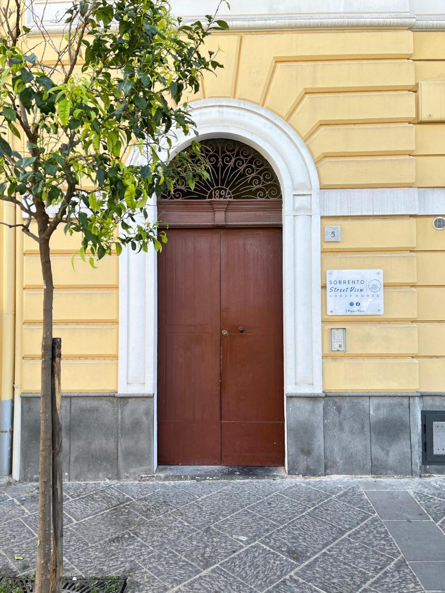 Sorrento Street View Hotel Екстериор снимка